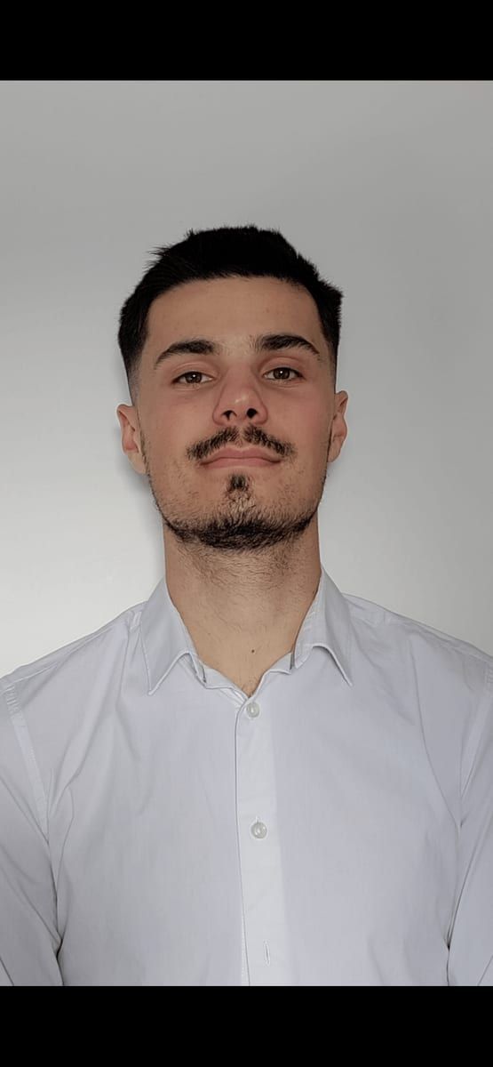 Profil de Elvedin